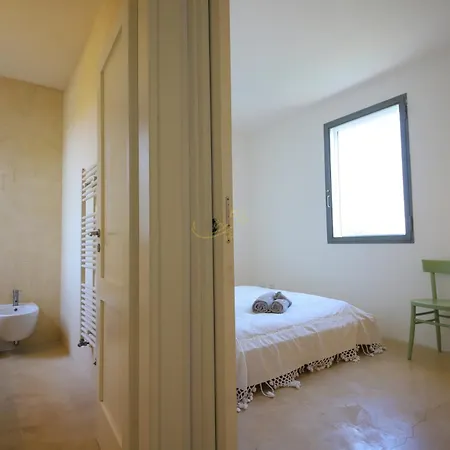 Td Trulli Terralta Panoramic Pool Over Countryside *