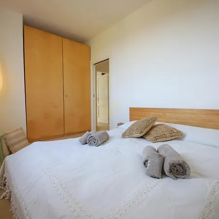 Td Trulli Terralta Panoramic Pool Over Countryside